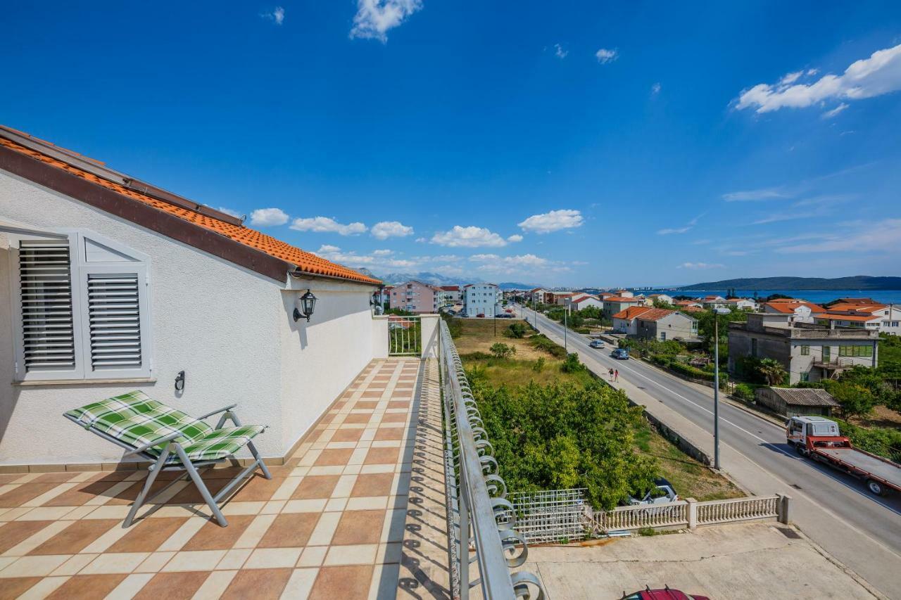 Apartman Lucija Kastela Exterior photo