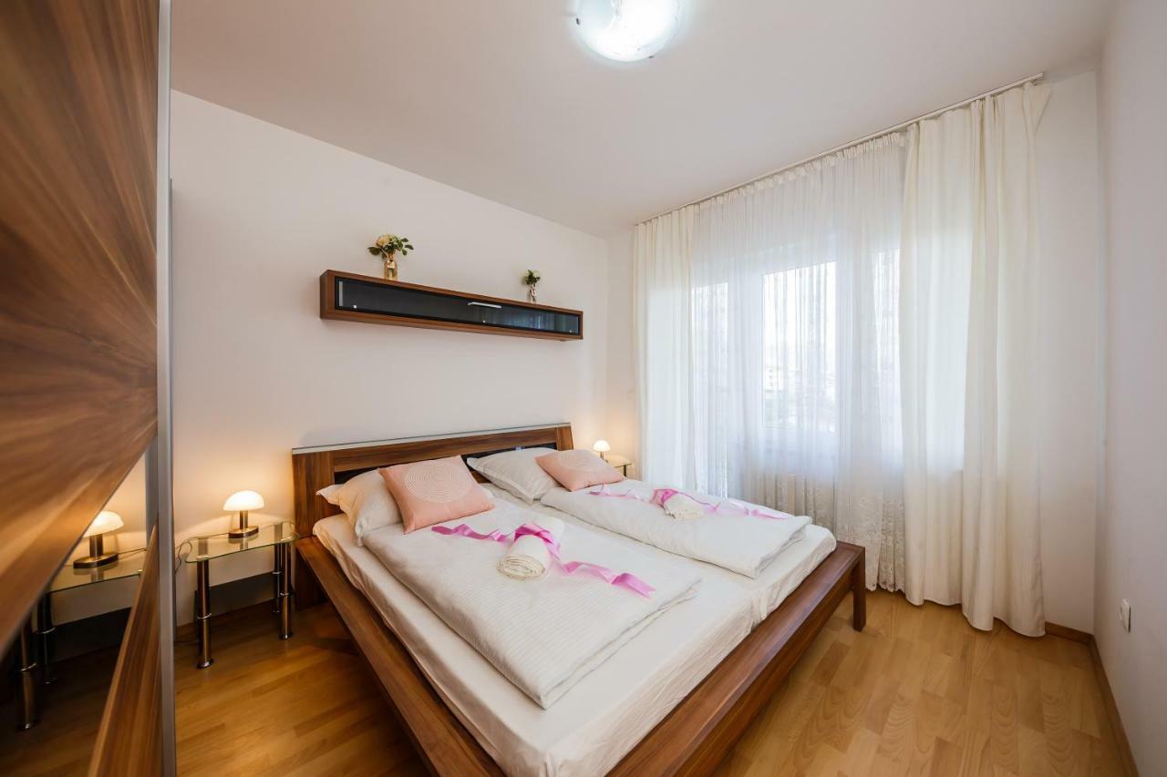 Apartman Lucija Kastela Exterior photo